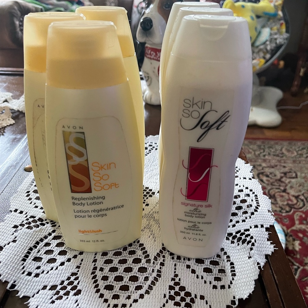 Lot of 6 Avon SSS body lotions light & lush and signature silk nos